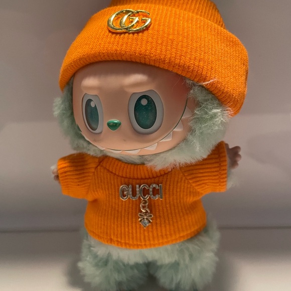 Labubu Luxury hat and sweater - Picture 1 of 5